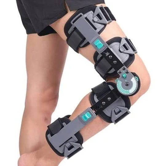 orthomen-hinged-knee-brace-post-op-knee-brace-for-recovery-stabilization-acl-mcl-and-pcl-injury-one--1