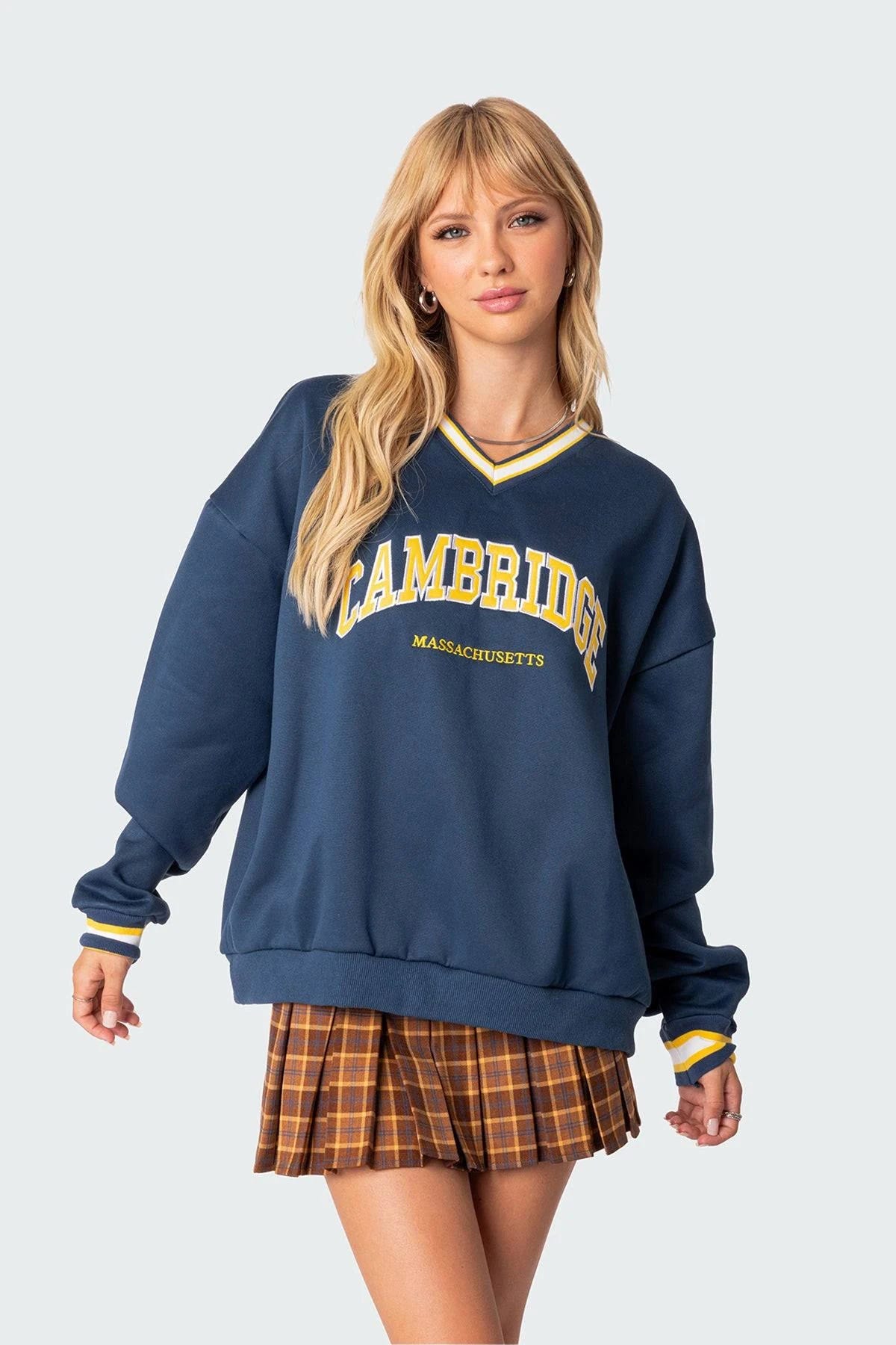 Stylish Blue Graphic Sweatshirt | Image