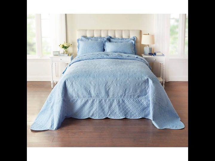 brylanehome-lily-damask-embossed-bedspread-queen-blue-1