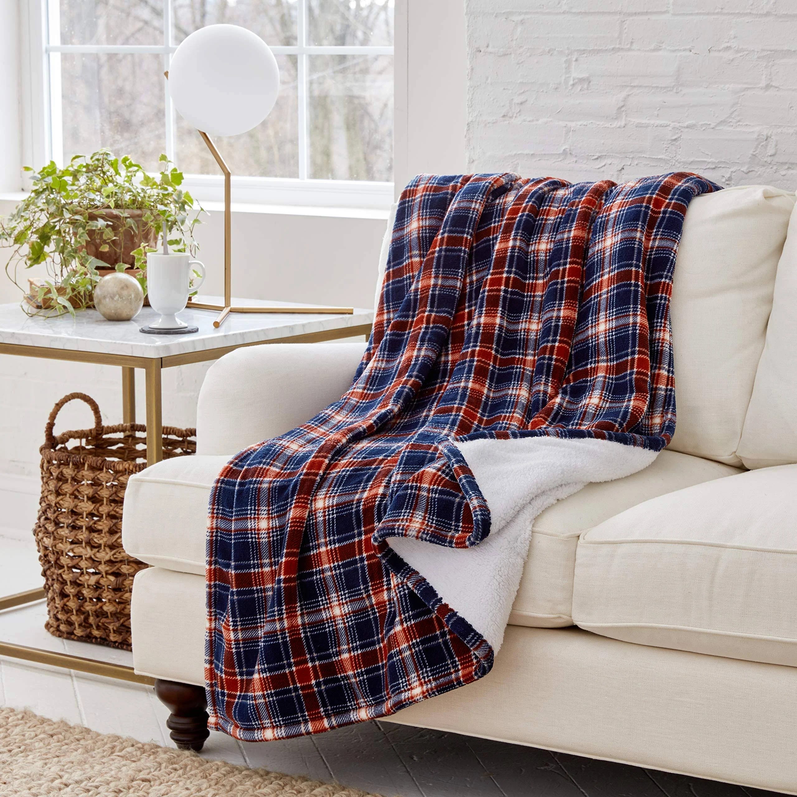 Eddie Bauer Smart Heated Electric Throw Blanket - Reversible Sherpa | Image