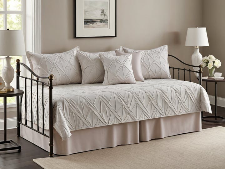 Day-Bed-Cover-5