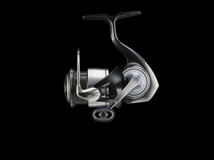 daiwa-spinning-reel-24-certate-2024-model-fc-lt2000s-p-1