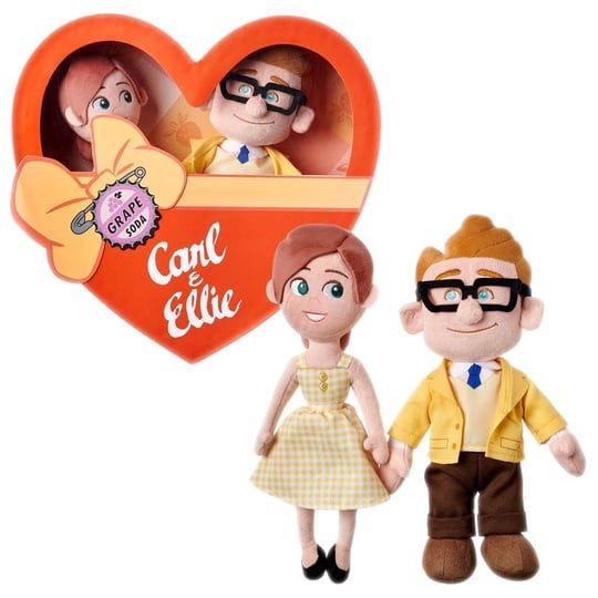 disney-pixar-carl-ellie-valentines-day-plush-set-up-1