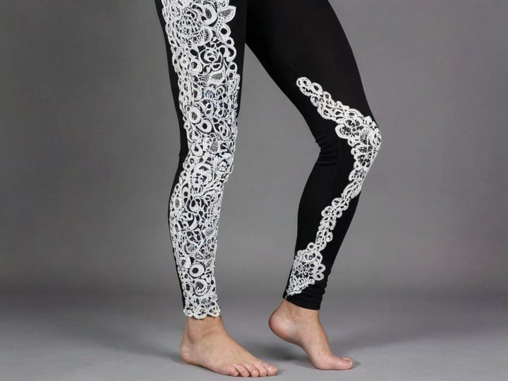 Black-And-White-Leggings-6