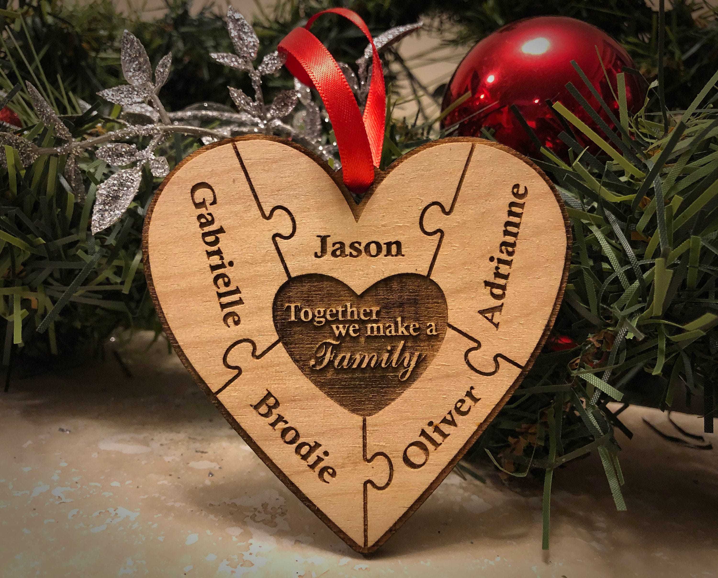 Christmas Ornament - Family / Sibling Heart Puzzle Wood Christmas Ornament (2-9 Name Configuration)