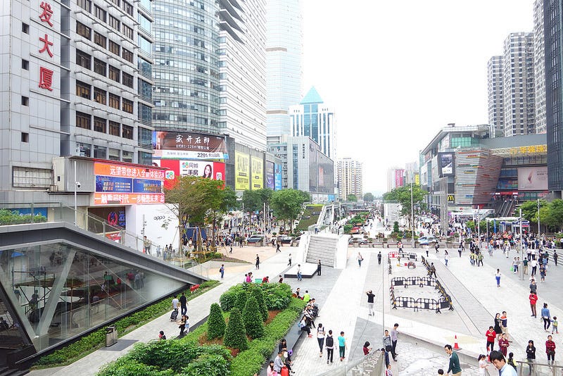 When we visited Huaqiangbei again in spring 2017—only half a year after our first trip— we hardly recognized the main street. Gone was the construction site and the broad street, and in its place was a friendly, ultra-clean pedestrian area that looked like straight out of an architectural rendering. Image: Peter Bihr (CC by-nc-sa)