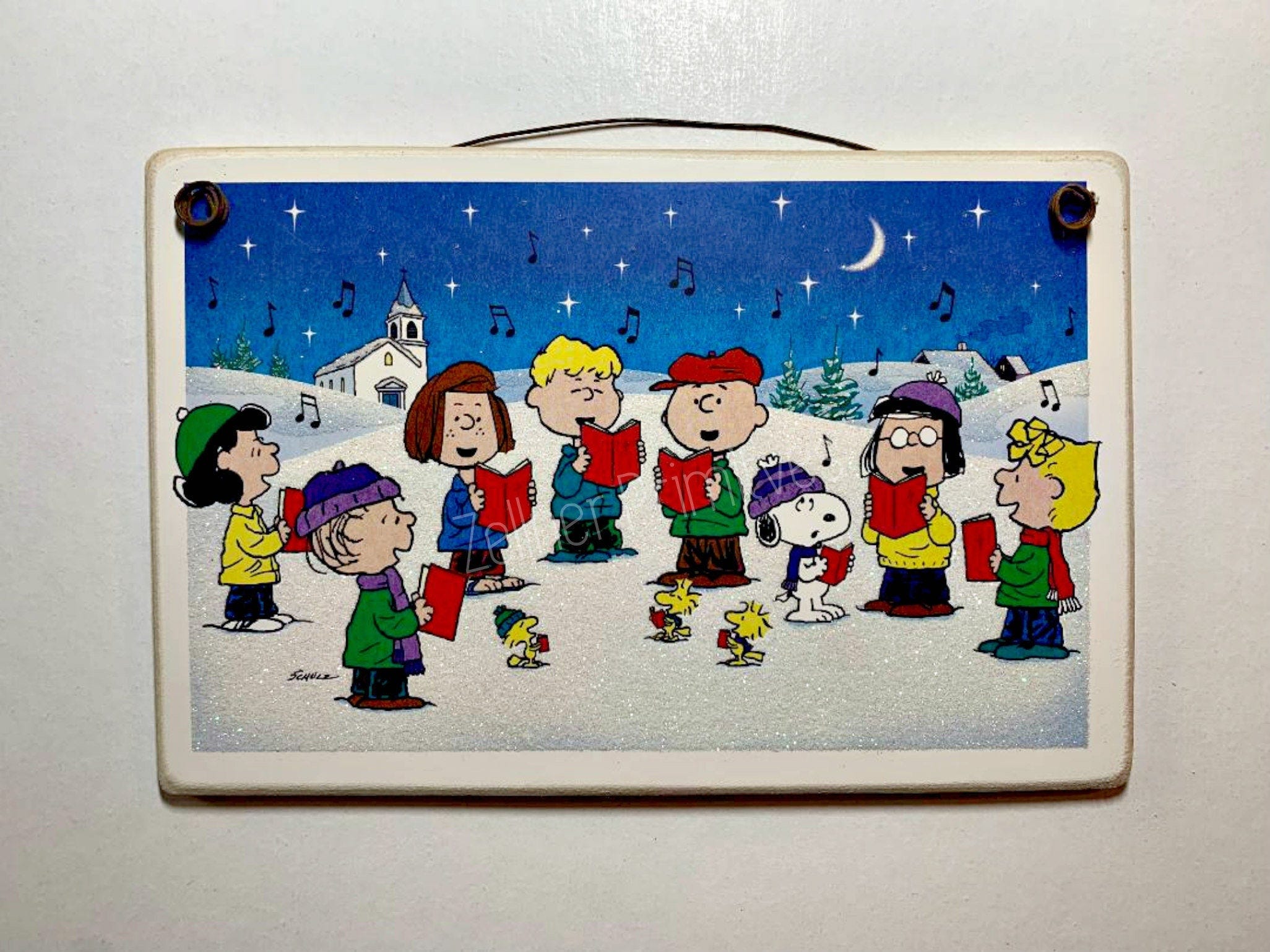 Charlie Brown And The Peanuts Gang / Wood Backing / Beautiful Sparkling Glitter / 8”x5” / Greeting Cards Available Too!