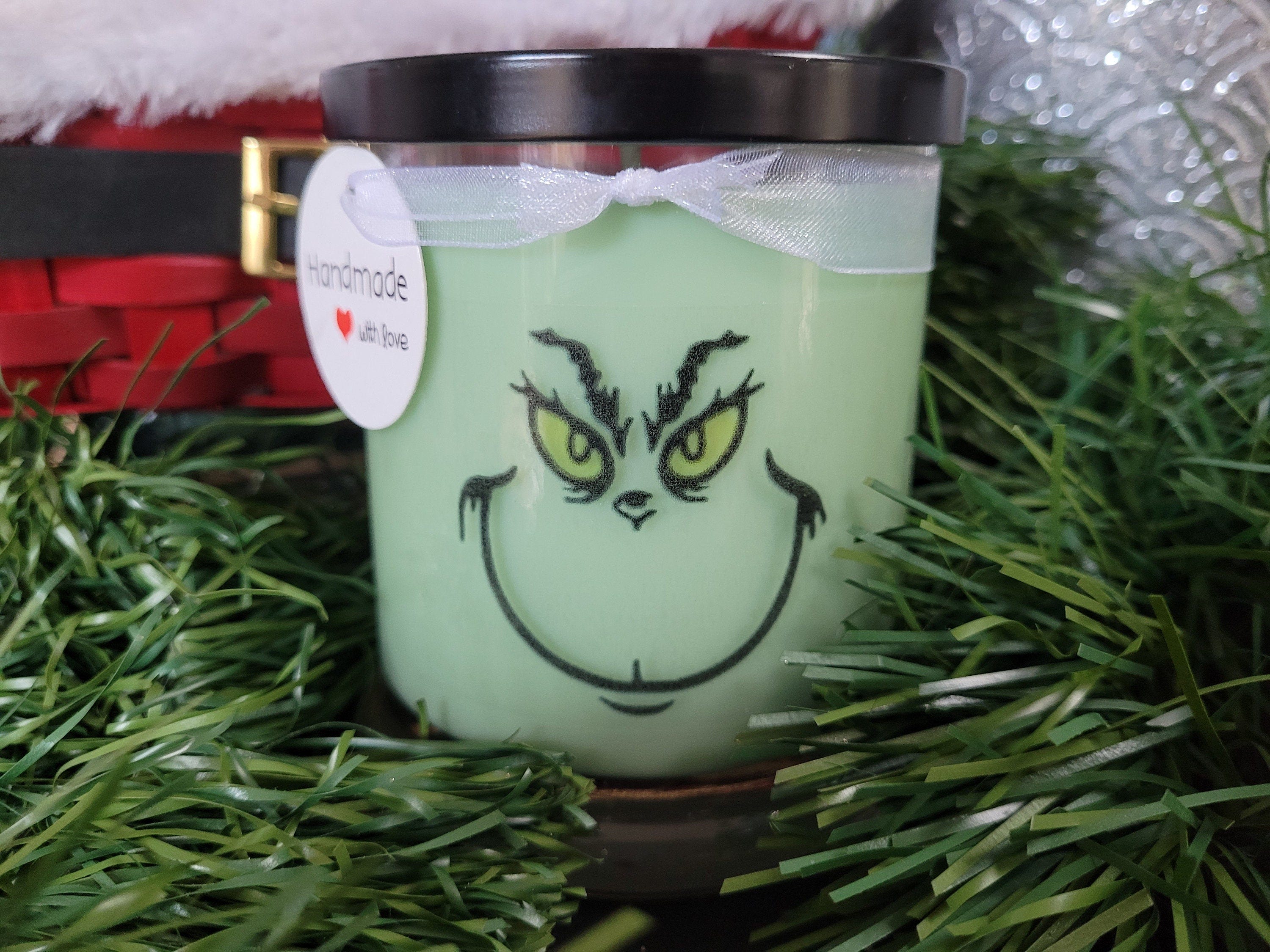 Grinch Soy 12 oz candle.Grinch decor.Grinch Christmas.Grinch candle. Christmas candle.Grinch gift.Grinch decoration. Grinch.Custom candles.