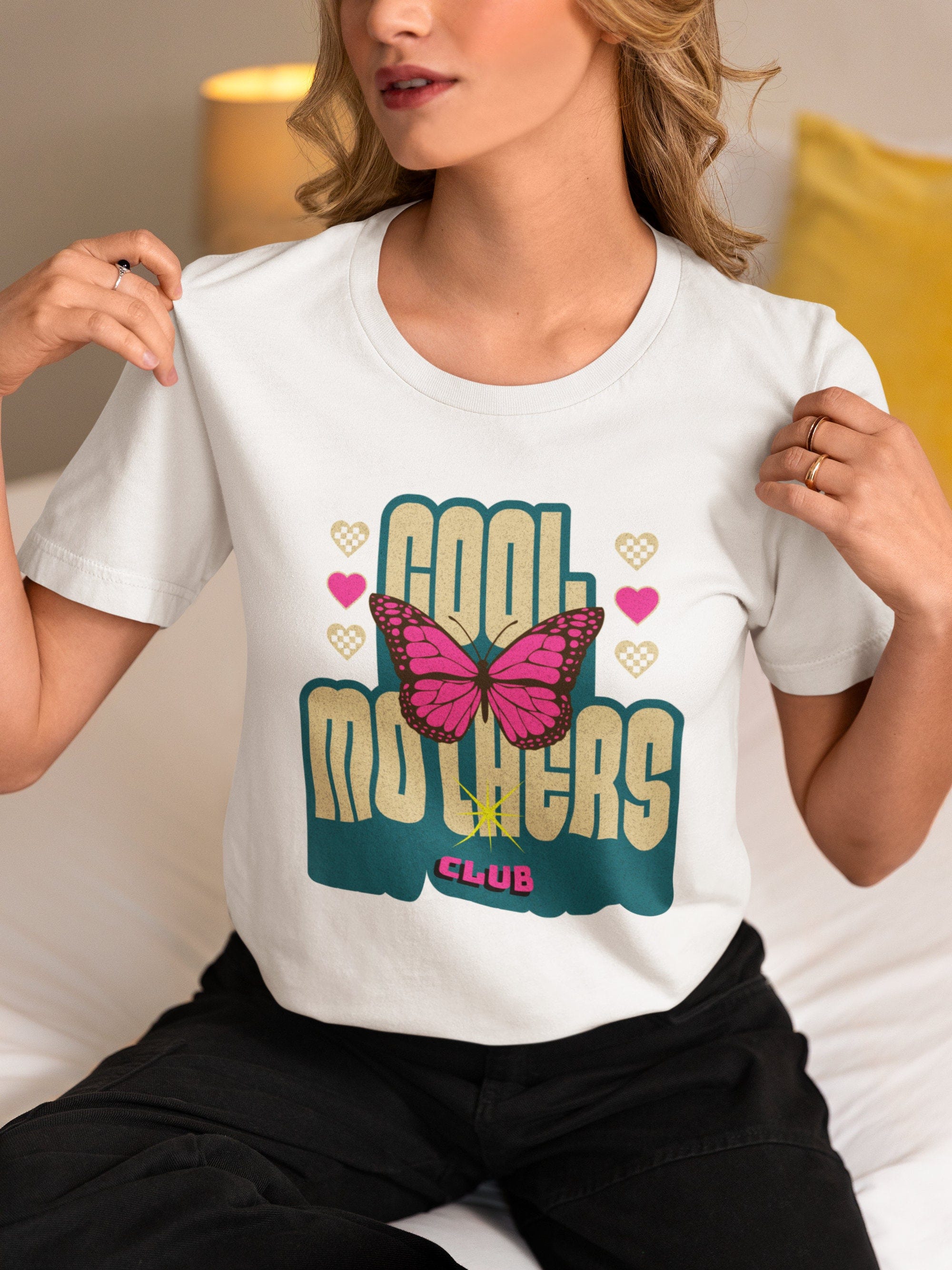 Cool Moms Club Shirt, Retro Mama Shirt, Mother’s Day Gift, Motherhood Shirt, Mom Life Tee