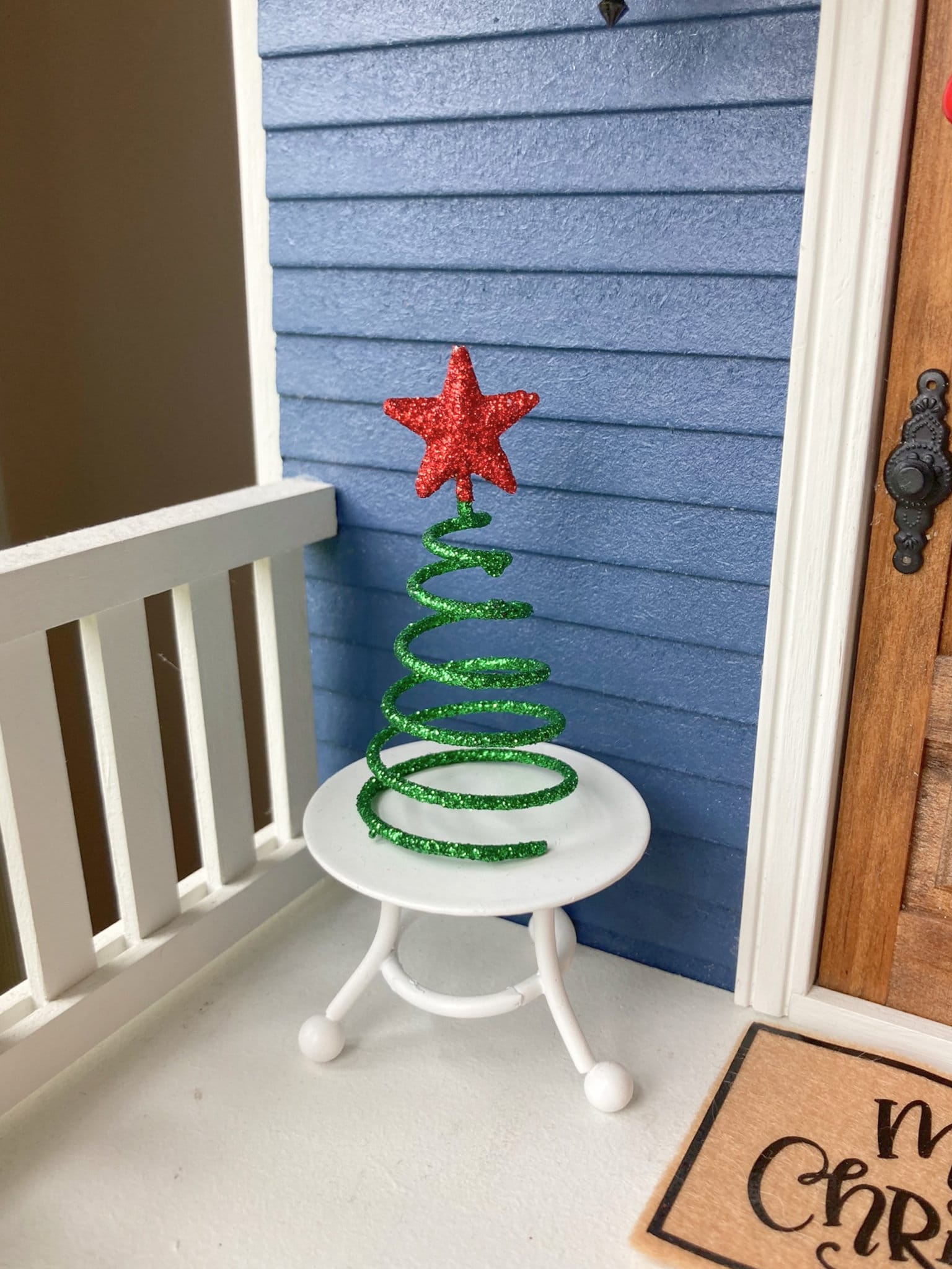Dollhouse Miniature Spiral Metal Christmas Tree Porch Decoration 1" Scale 1:12 Fairy Garden
