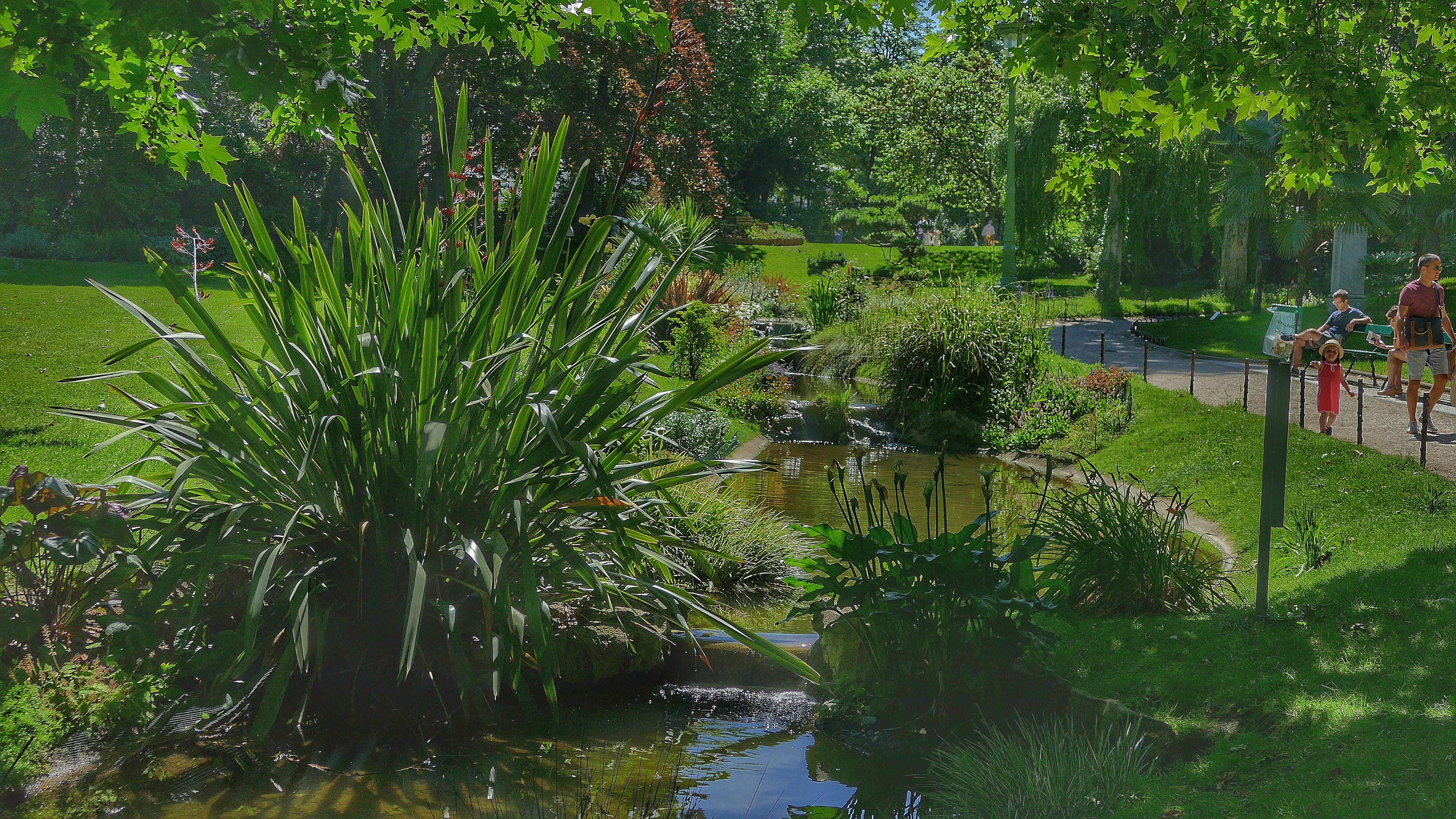 Le square des Batignoles