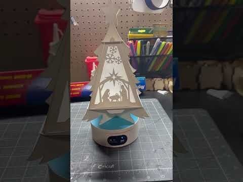 3D Christmas Tree Lantern - Scene01