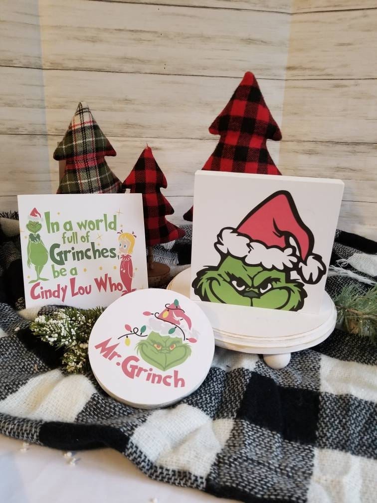 Grinch decorations, Christmas wood bead garland, GRINCH decor, Christmas bead garland, Christmas tiered tray decor, Grinch face