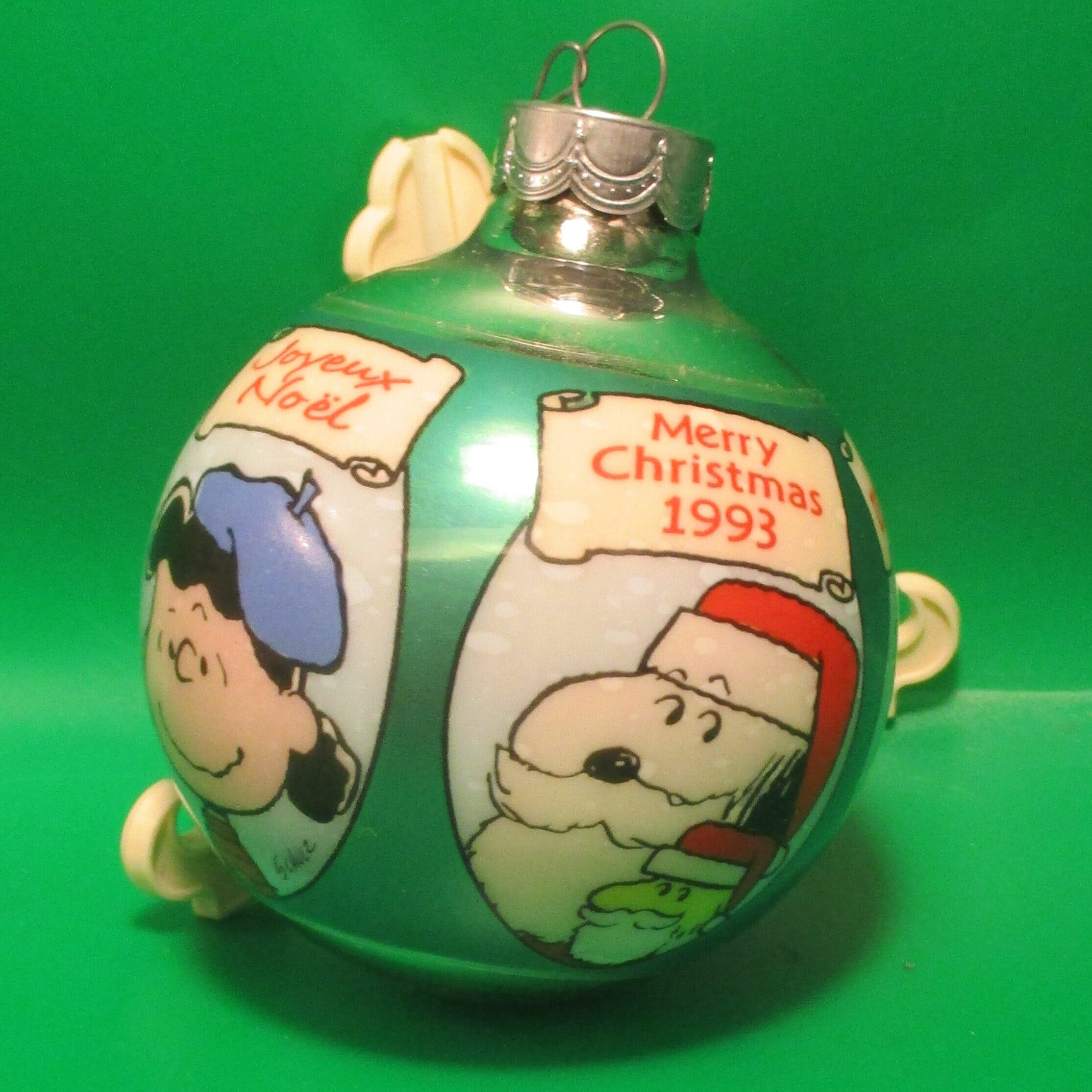 Hallmark Vtg Peanuts Glass Ornament 1993 Silver Plastic Sleeve Snoopy Charlie Brown Lucy Sally Linus