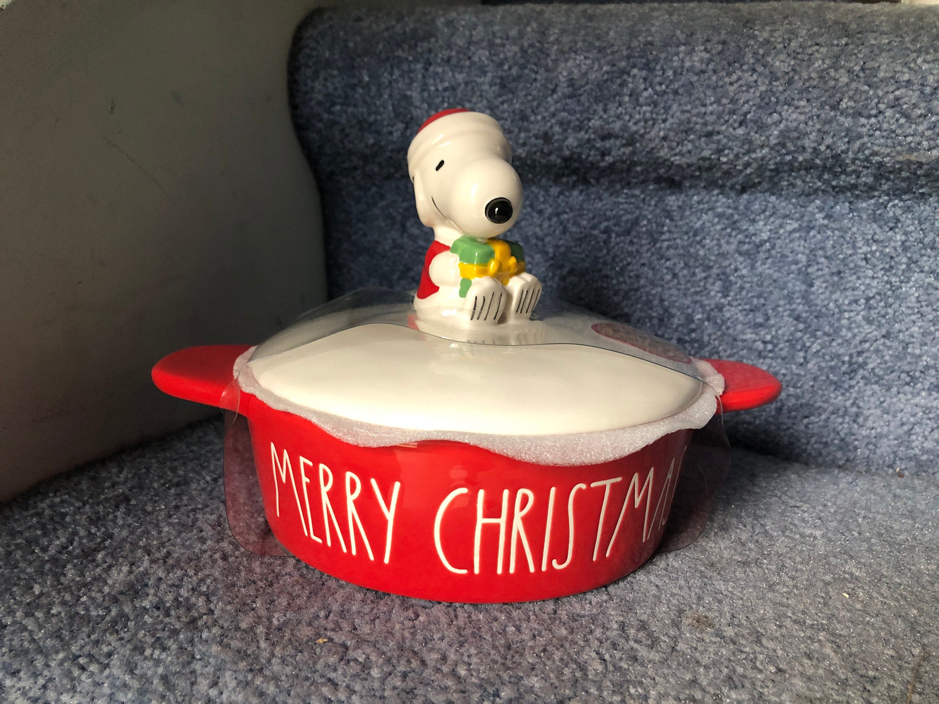 Rae Dunn New Peanuts Snoopy Merry Christmas Covered Dish or Casserole No Damage Never Used