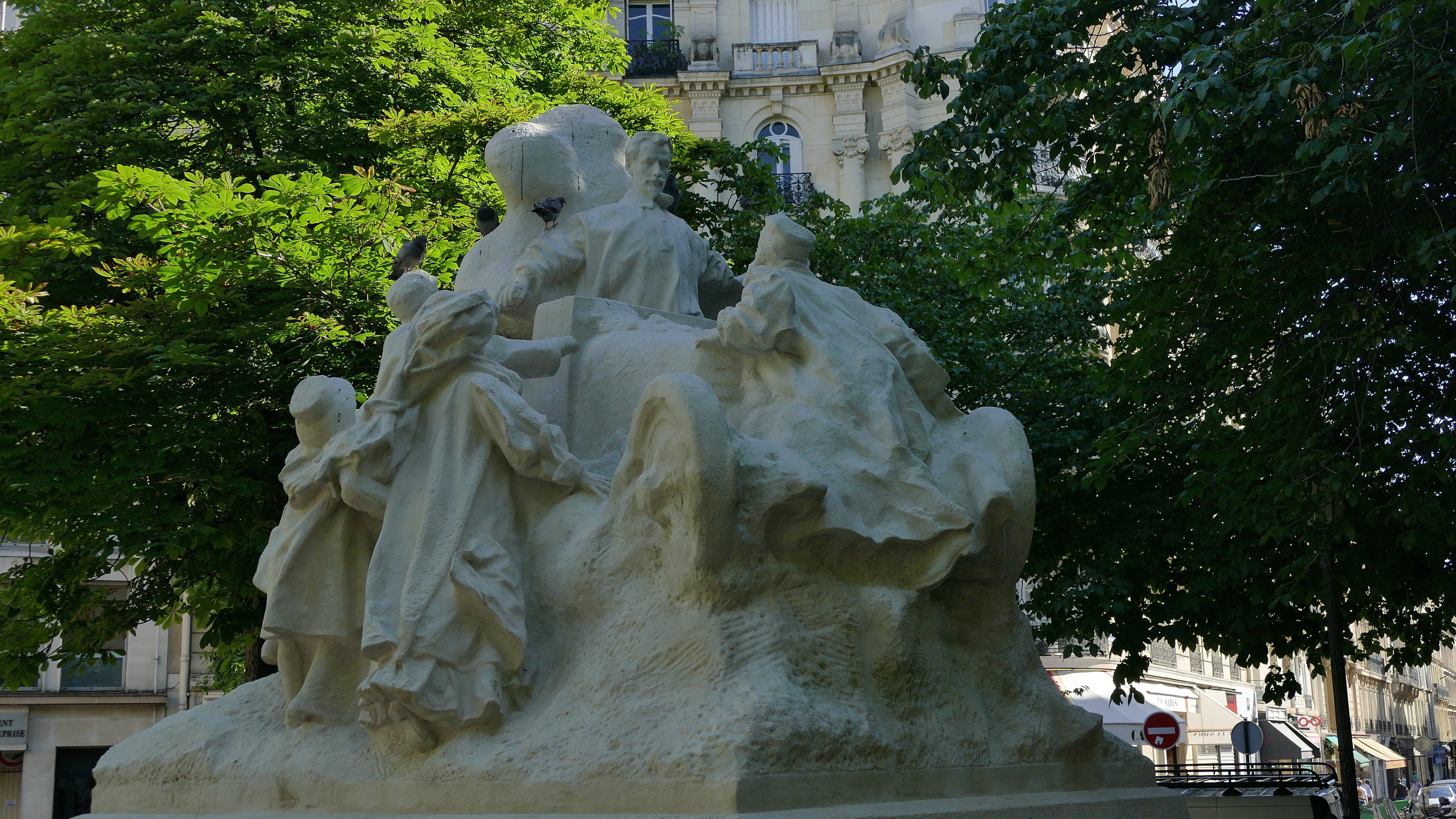 Statue Léon SERPOLET 