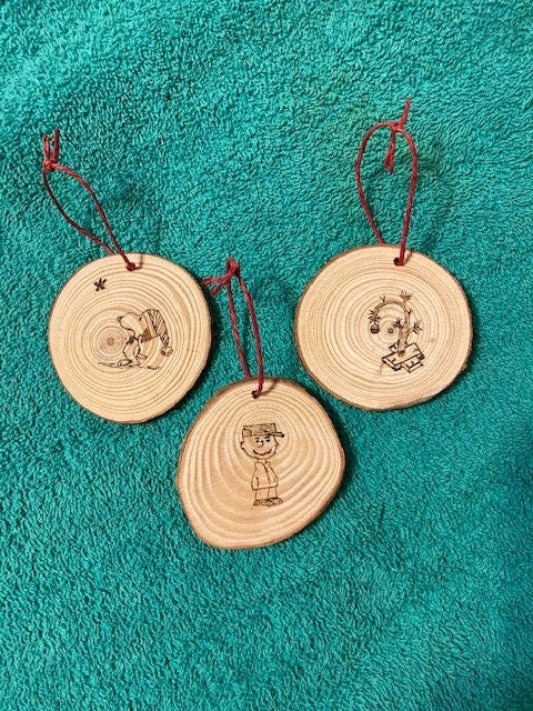 Peanuts Christmas Wood burned Ornament, Charlie Brown Christmas Wood Burned Ornament, Peanuts Wood slice Ornament, Ornament Set