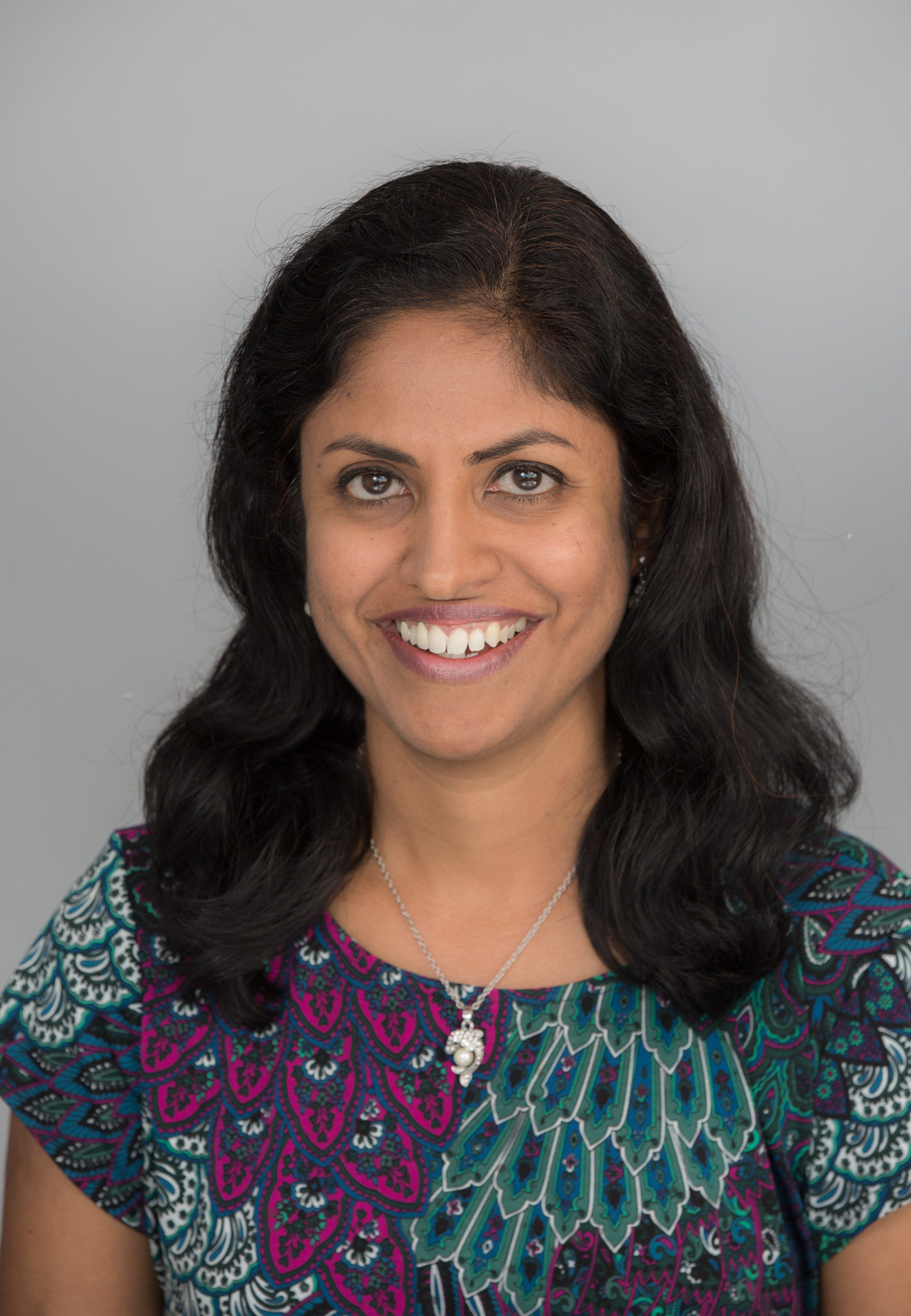 Deepa Soundararajan photo
