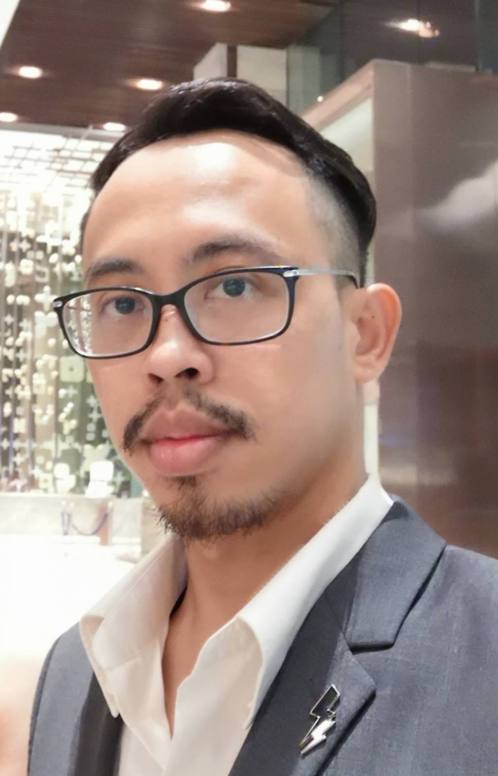 Tanabut Taksinavongskul photo