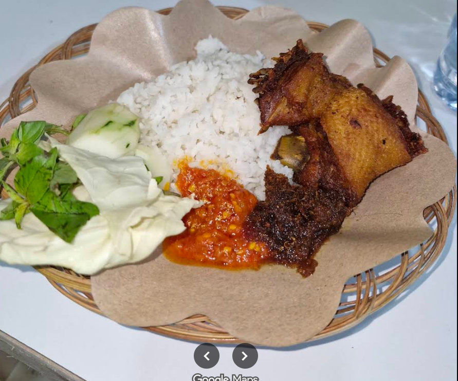 Nasi Bebek Bumbu Hitam