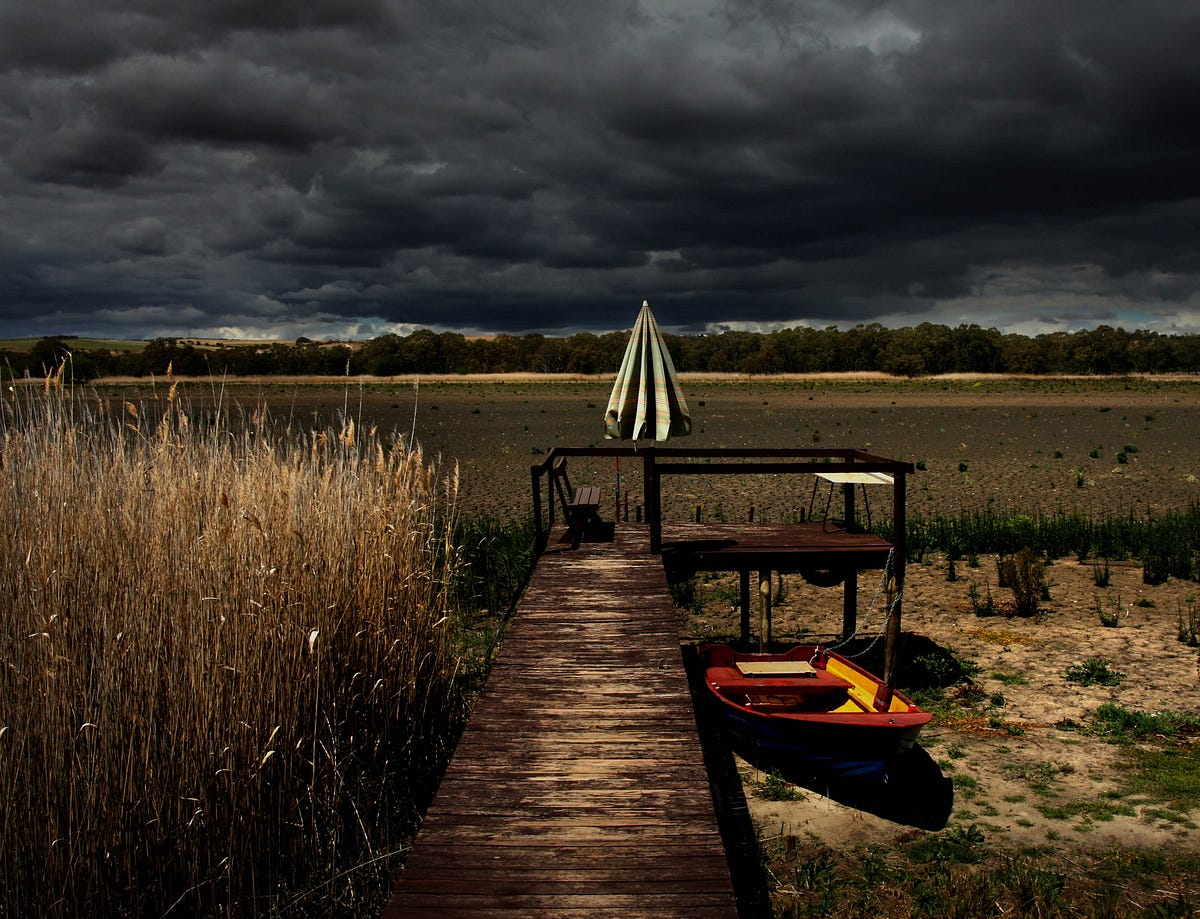 Melancholy. Умиротворение пустота. Меланхоличные картинки. Меланхолия природа. Пустота фото.