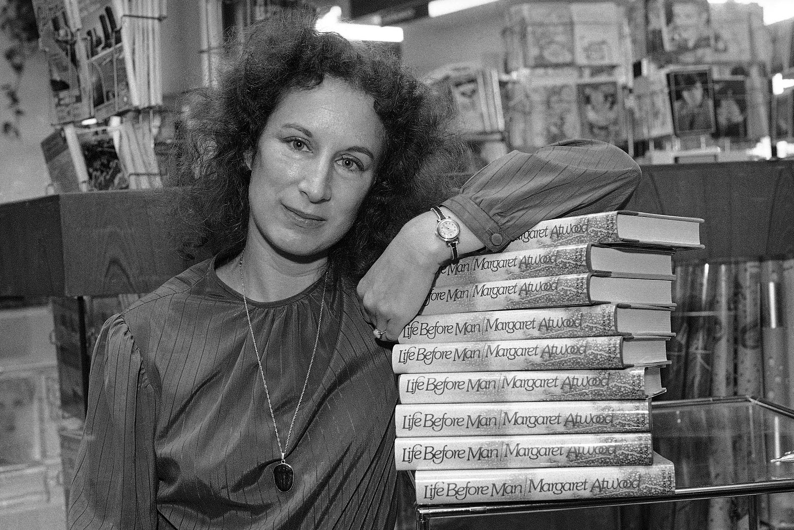 Поэтесса стала. Margaret Atwood в молодости.