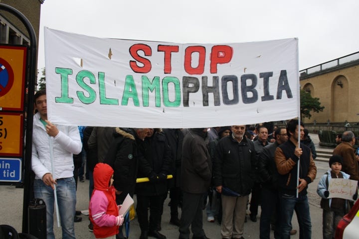 Исламофобия это. Исламофобия стоп. Islamophobia in USA. Исламофобия в Осетии. Блинкен Международная исламофобия.